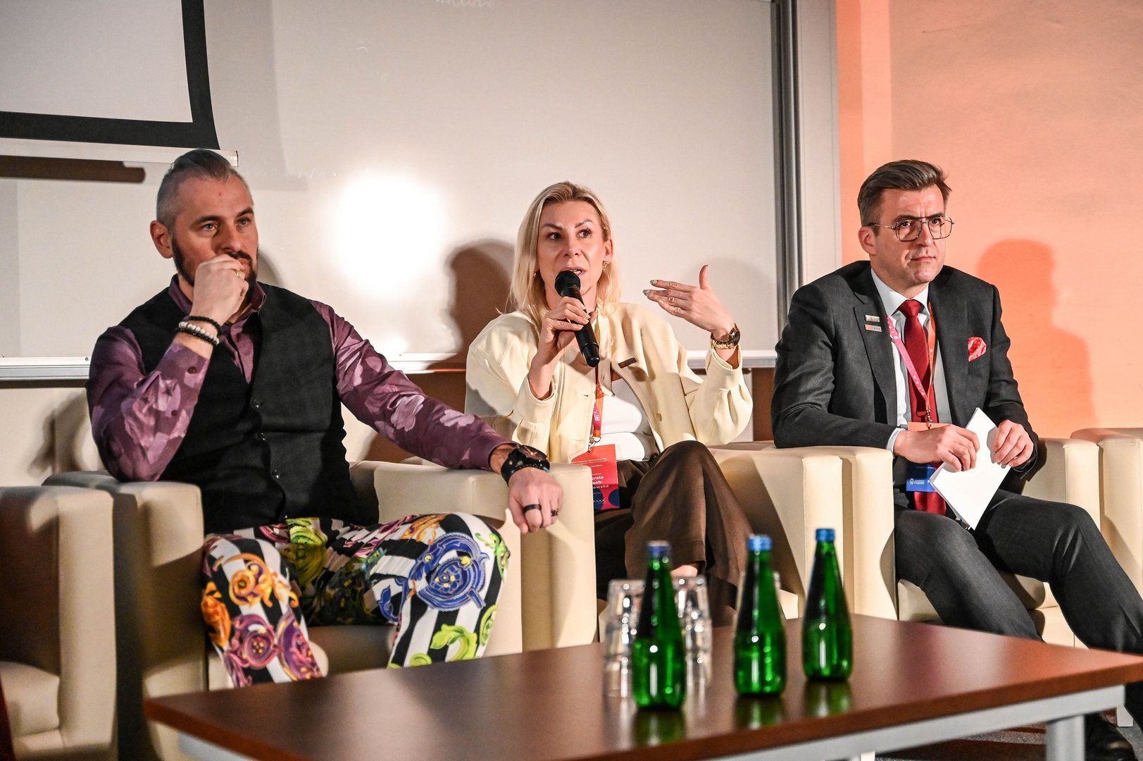 Panel dyskusyjny podczas konferencji PRom