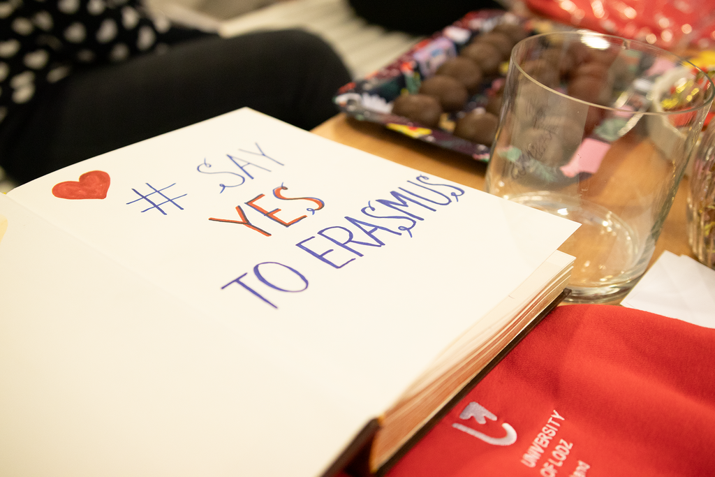 SAY YES TO ERASMUS