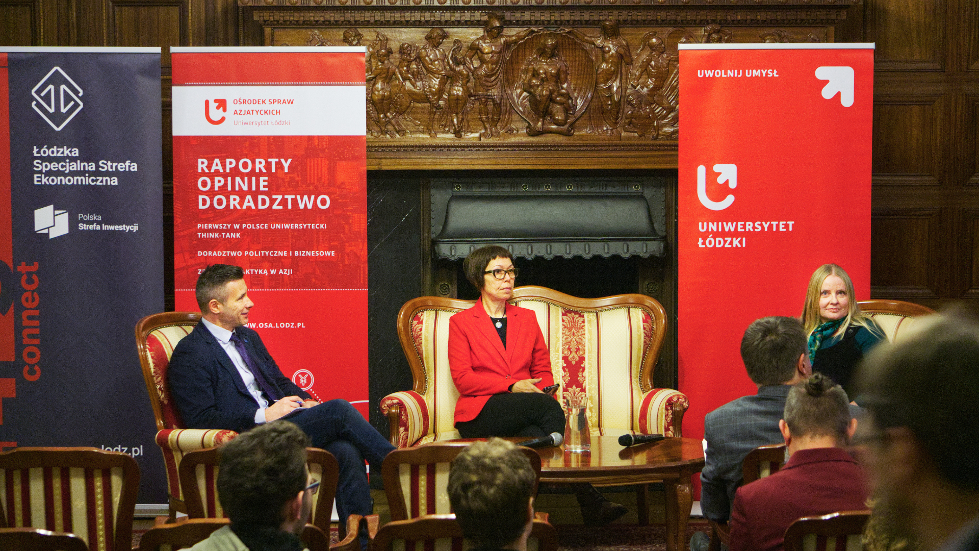 Academic panel. Prof. Beata Bochorodycz, Prof. Agnieszak Kuczewska-Bohnert, Prof. Łukasz Gacek