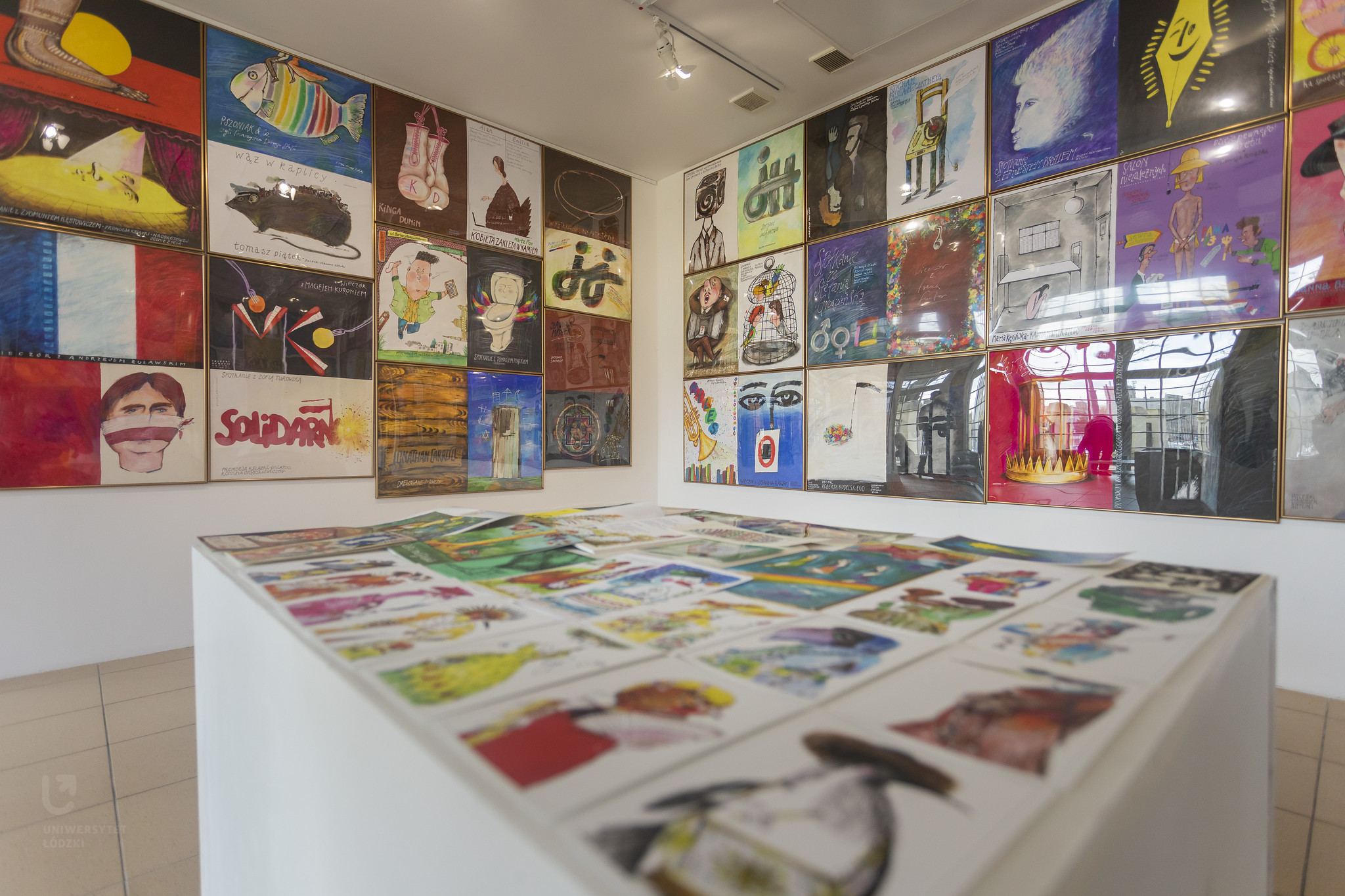 plakaty na wernisażu