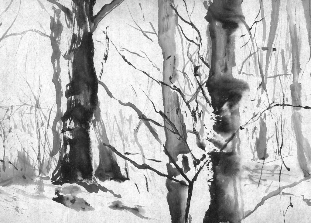 Rysunek na białej kartce, wykonany czarnym tuszem w klasycznej technice suibokuga. Widoczne fragmenty drzew, bambusa.