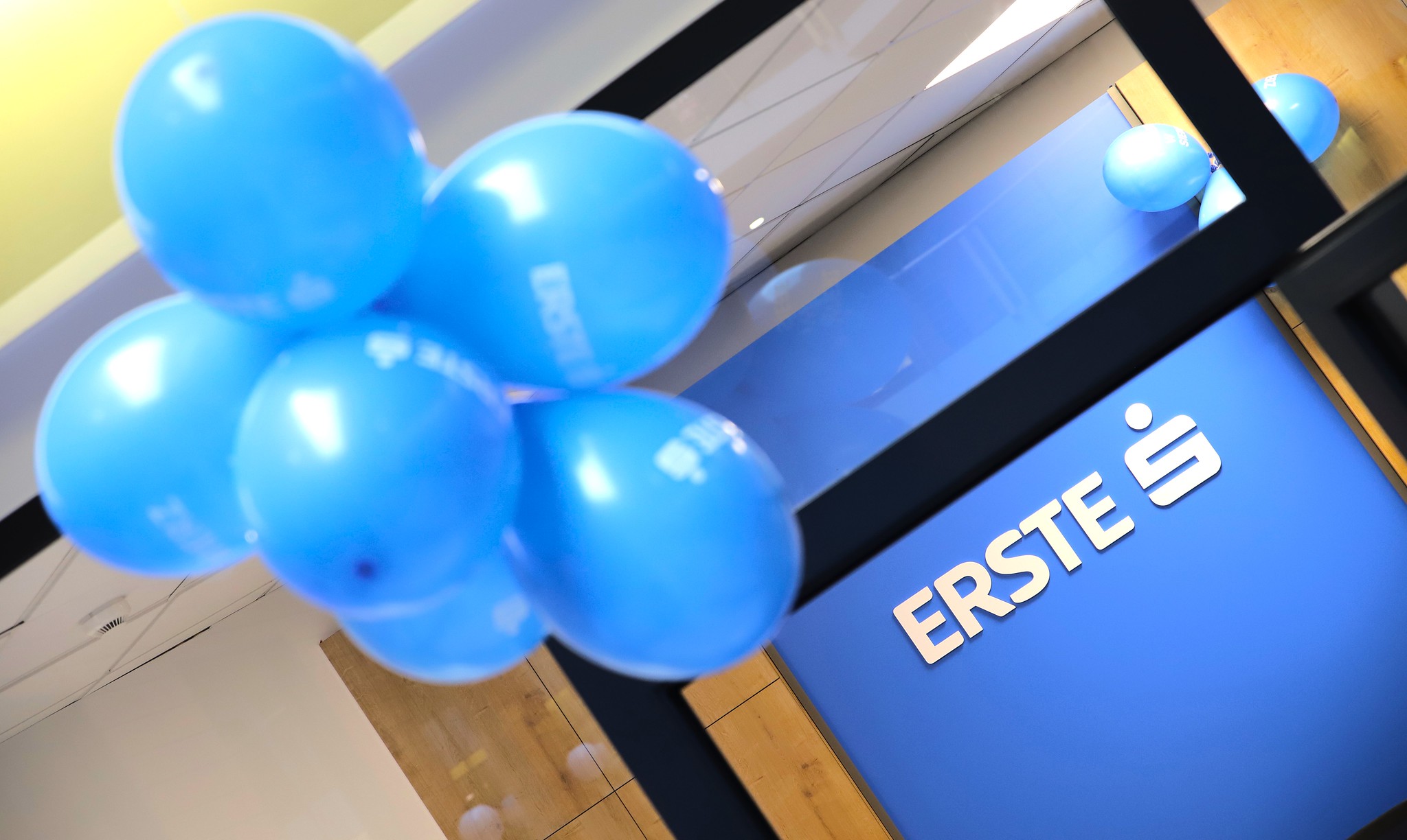 Otwarcie Erste Education