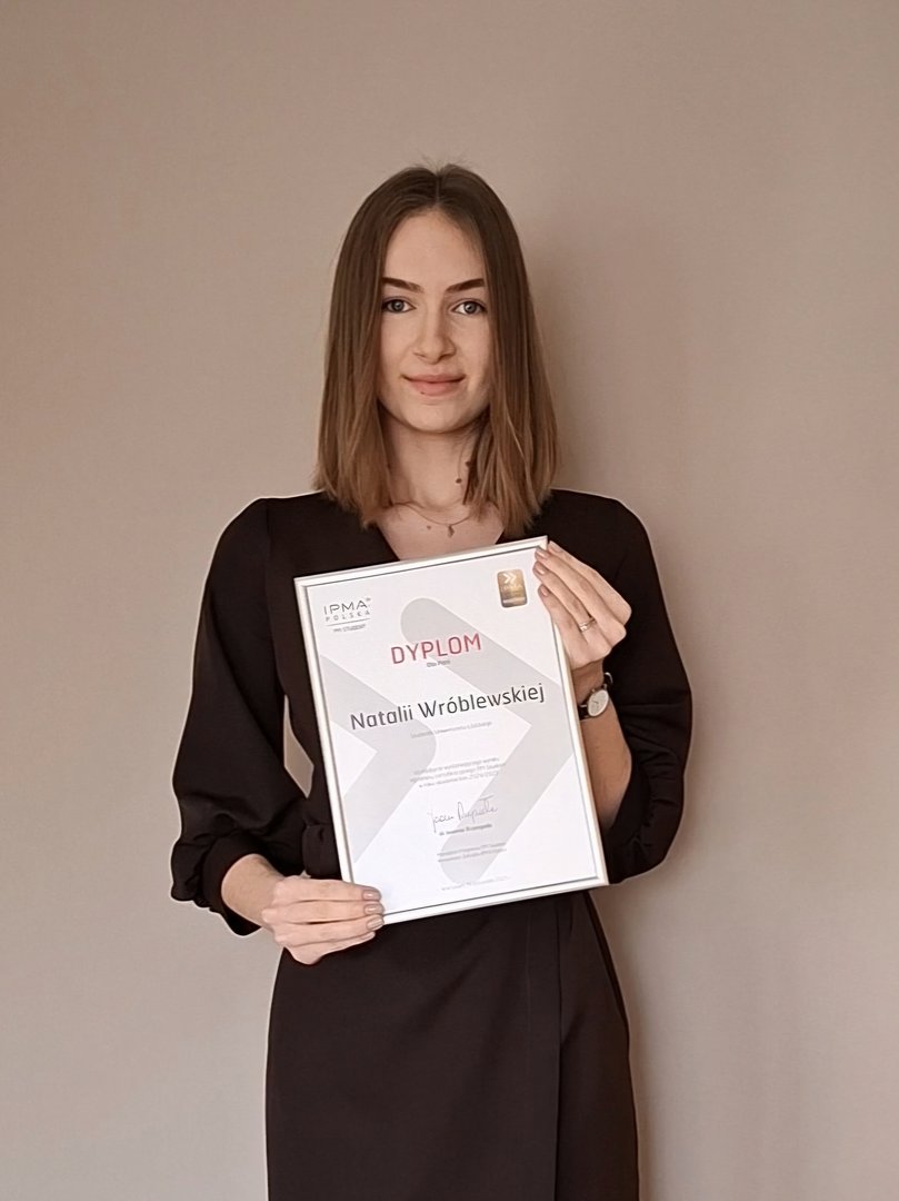 Natalia Wróblewska z dyplomem