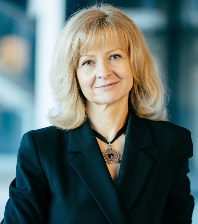 a portrait photo of Dominika Kaczorowska-Spychalska