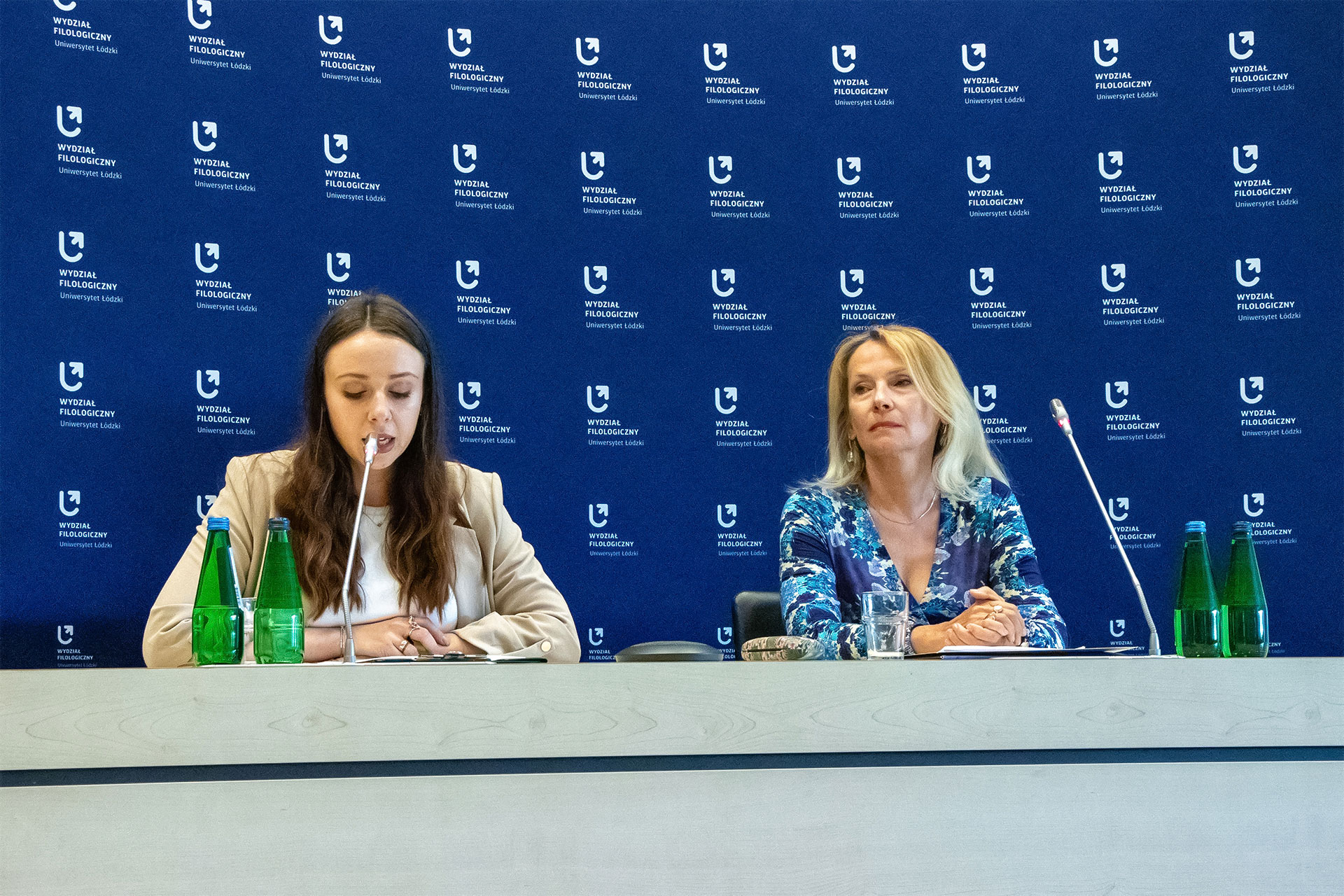 Angelika Siniarska-Tuszyńska i Joanna Bator