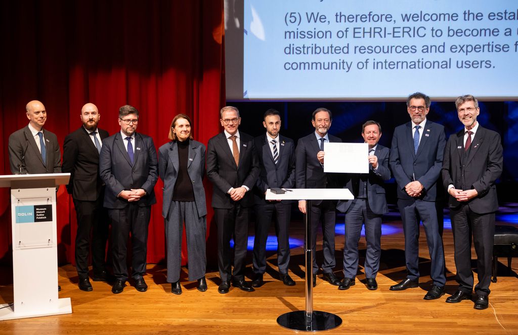 Goście w trakcie inauguracji EHRI-ERIC.