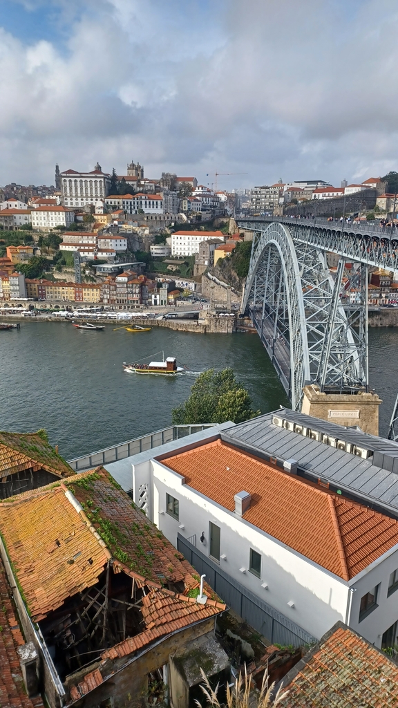 dr Ł. Musiaka w Porto