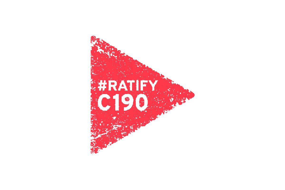 Różowy trójkąt z napisem #RATIFYC190