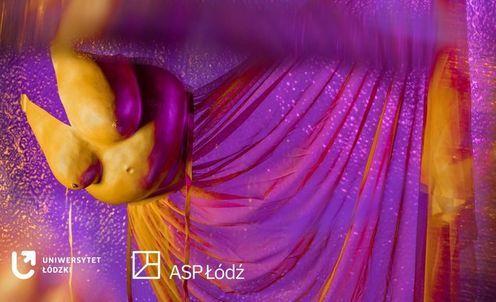 An object from the "(Mis)matched" exhibition in an artistic interpretation – a dress with a corset