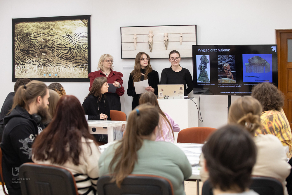 prowadzące prezentację prowadzące prezentację