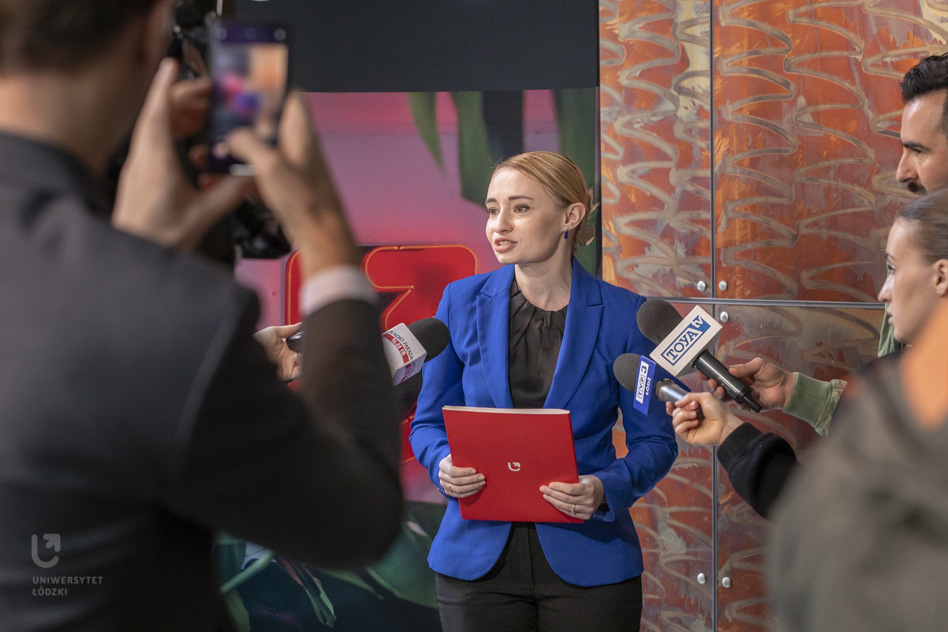 dr Agata Matuszewska-Kubicz podczas briefingu