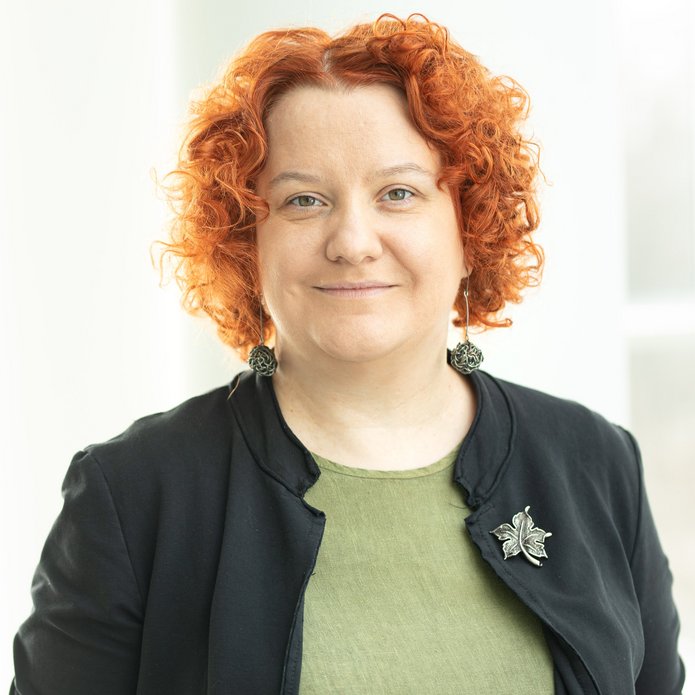 a portrait photo of Dr Małgorzata Kostrzyńska