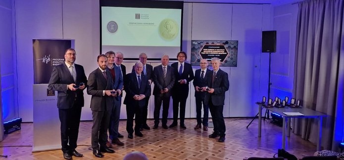 [Translate to English:] Zdjęcie z wręczenia medali i odznaczeń