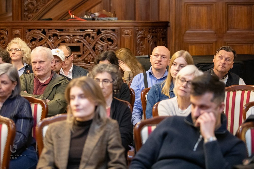 Dyskusja "Transhumanizm - kim się stajemy"