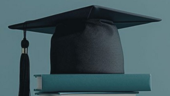 Baner z tytułem projektu PATHWAYS – Empowering Staff and International Researchers through Networking and Training i informacją o finansowaniu NAWA
