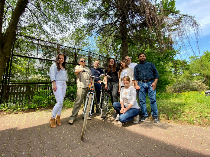 lecturers and doctoral students from the UL Faculty of Chemistry