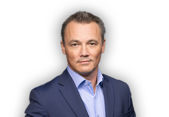 portret Tomasz Sadzyński