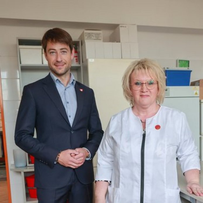 Wiceprezydent Adam Pustelnik i dr hab. Beata Sadowska, zdjęcie