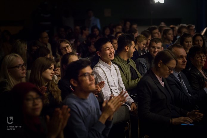 słuchacze studium podczas jednego ze spotkań