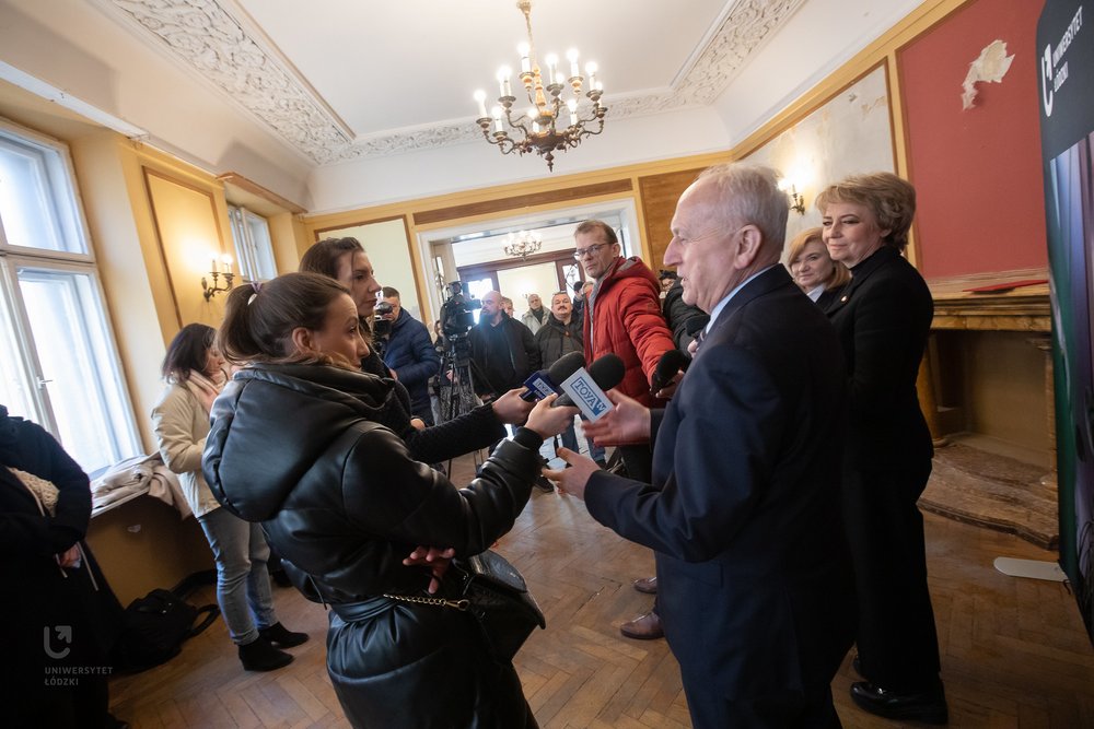 Motyl - briefing prasowy