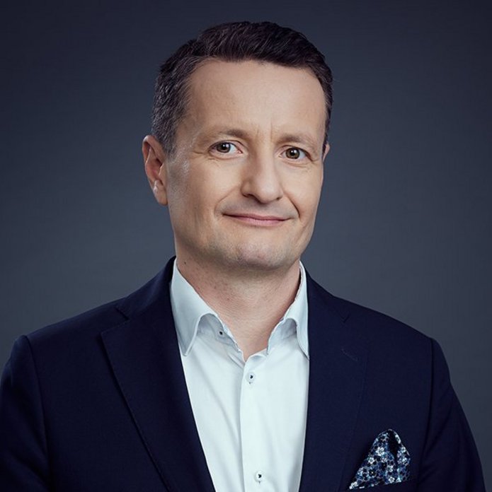 portret Radosław Stępień