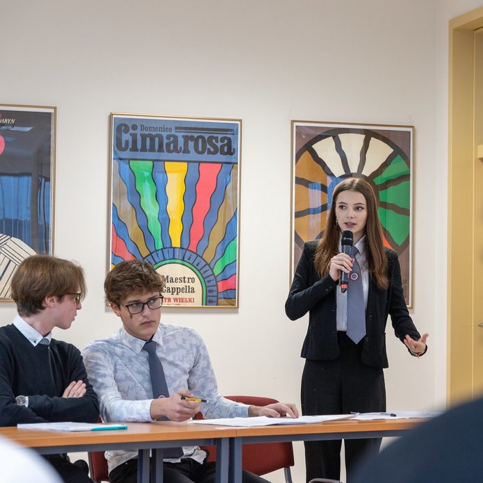 młodzież podczas turnieju