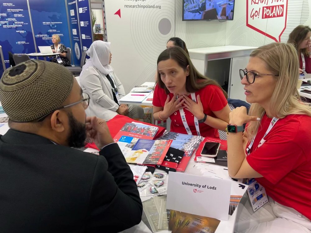 UŁ na Konferencji APAIE w Perth