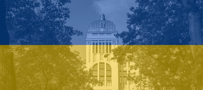 Rektorat UŁ w kolorach flagi Ukrainy