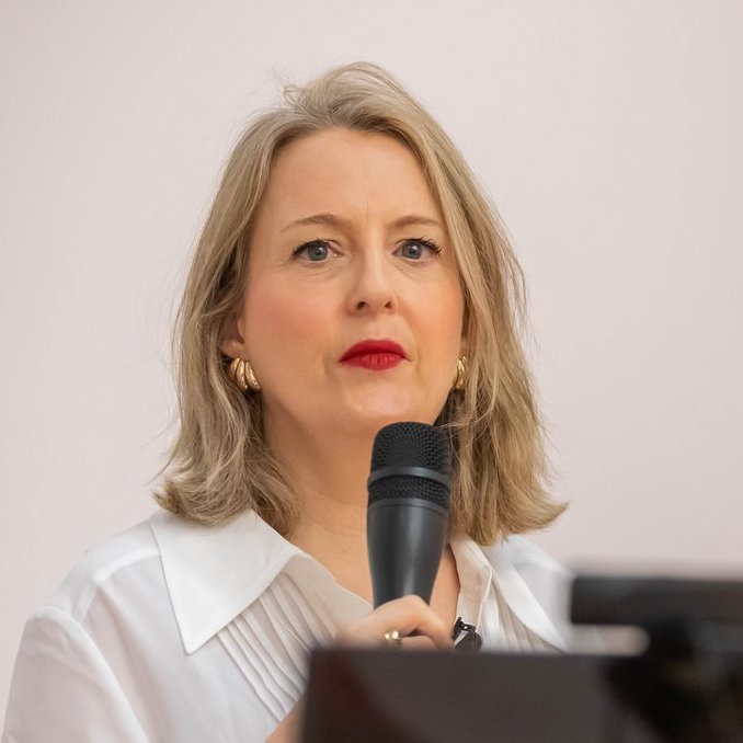 XXXIII Wykład Rektorski: dr Anna Machin