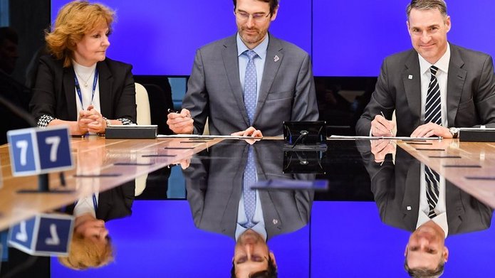 the signing of the agreement