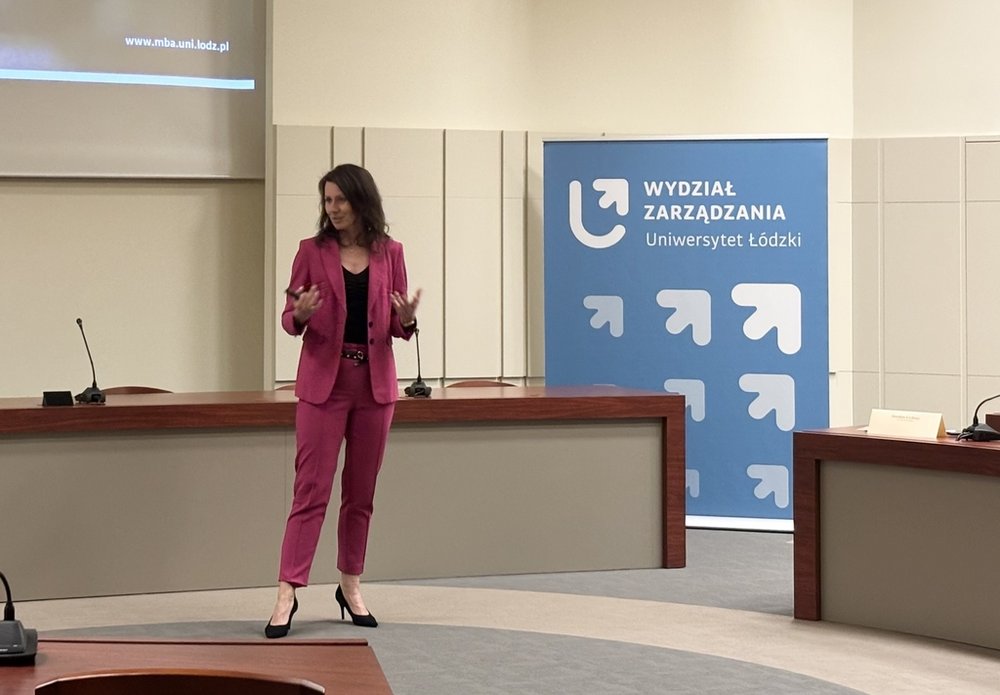 a photo of Agnieszka Belowska-Gosławska during the Leadership Insights meeting