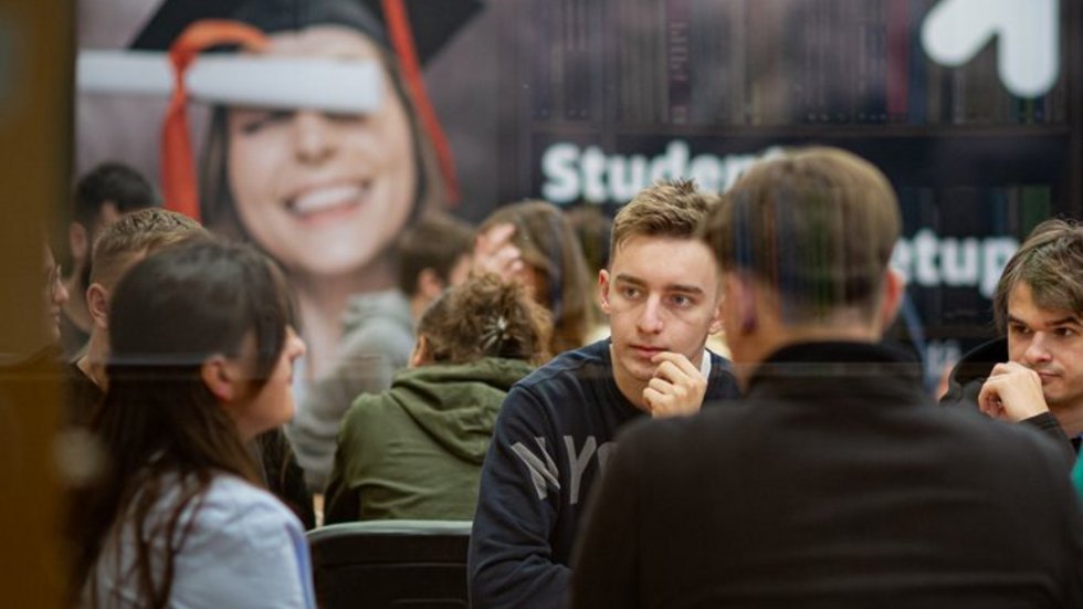 spotkanie z absolwentami