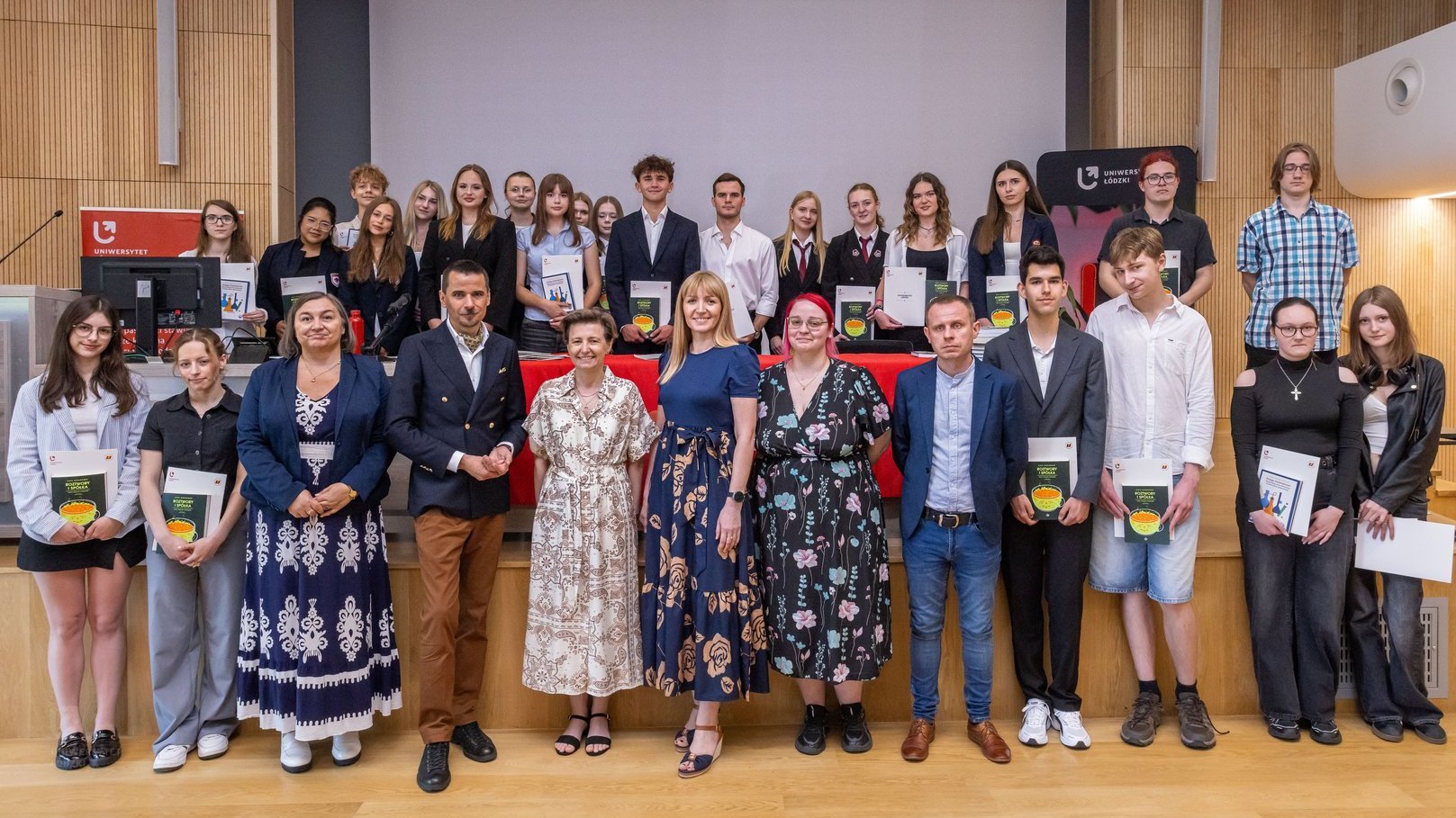 Participants of the programme during the finale