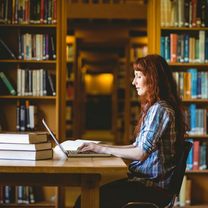 a decorative element: an online meeting