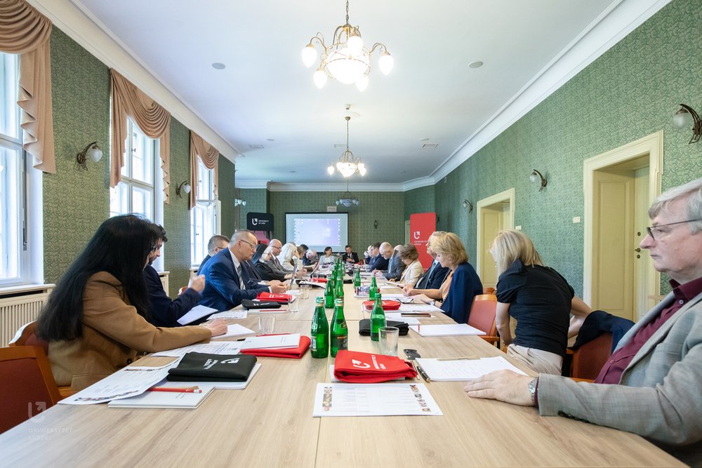 posiedzenie UKN w Pałacu Biedermanna