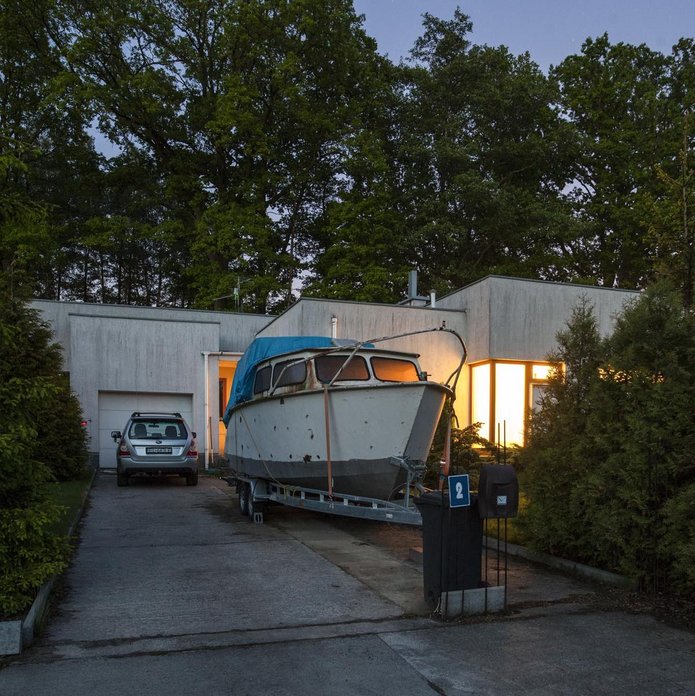 photo from the suburbs by Artur Urbański