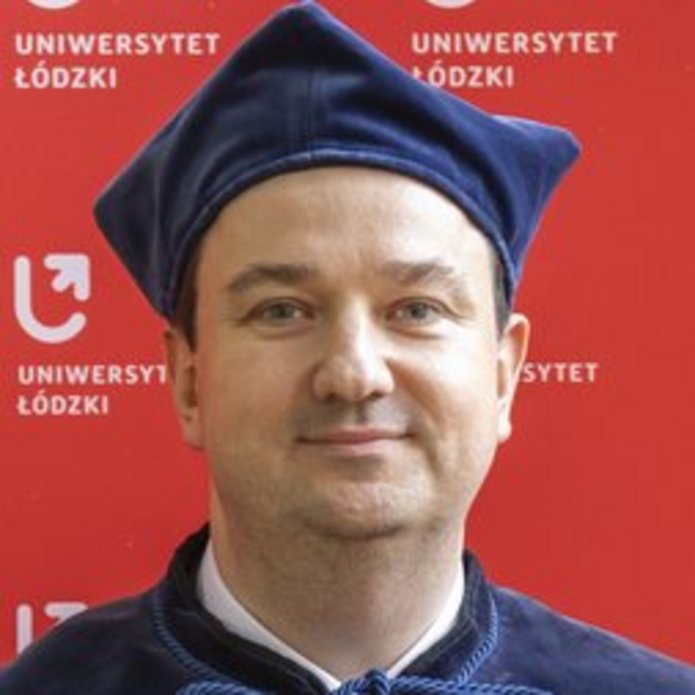 dr hab. Łukasz Szkopiński