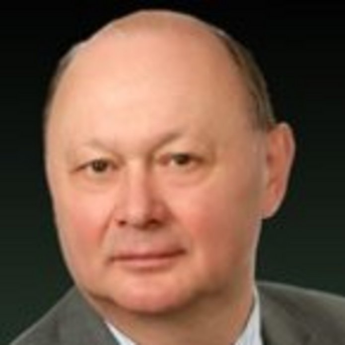 portret prof. Włodzimierz Nykiel