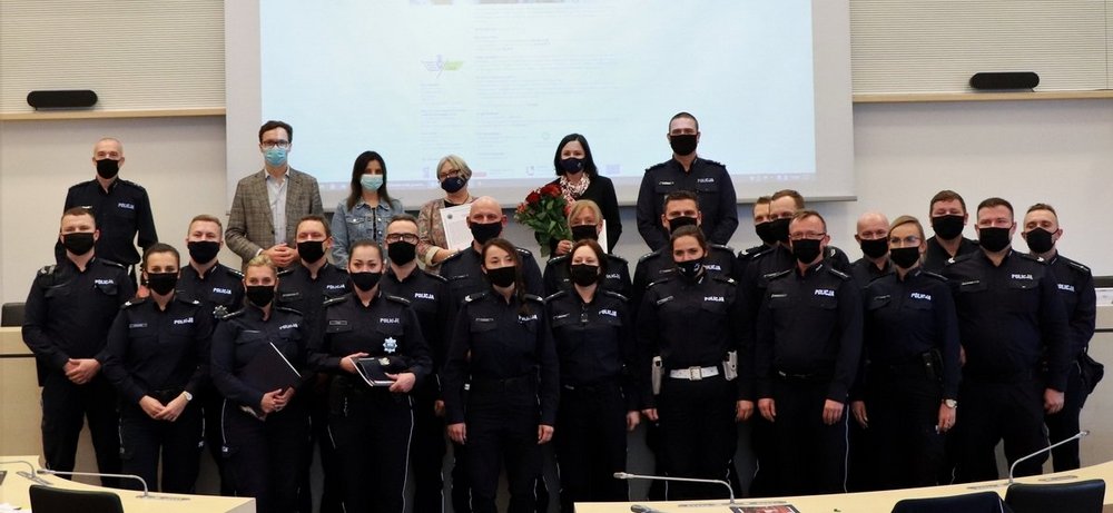 zdjęcie grupowe uczestników spotkania