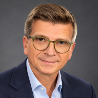 employee photo