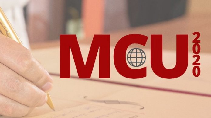 Banner z podpisania MCU
