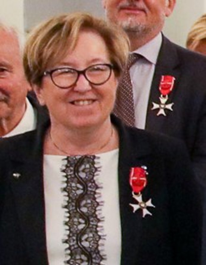 a group photo during the award ceremony