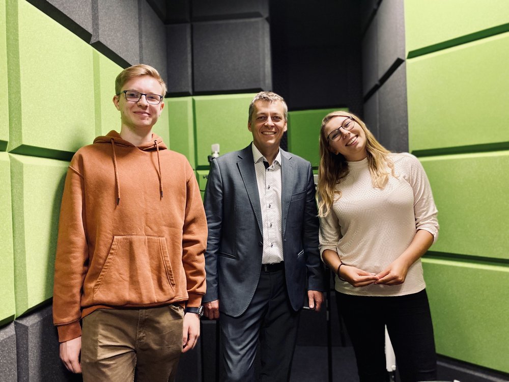 prof. Jurczak i studenci ekohydrologii UŁ