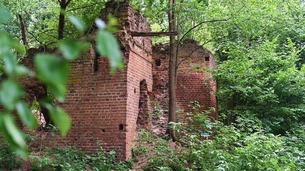 manor house in Mikorzyce