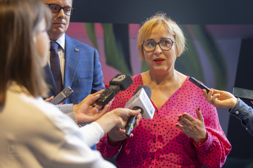 Prof. dr hab. Sylwia Rodziewicz-Motowidło (UG) na briefingu prasowym