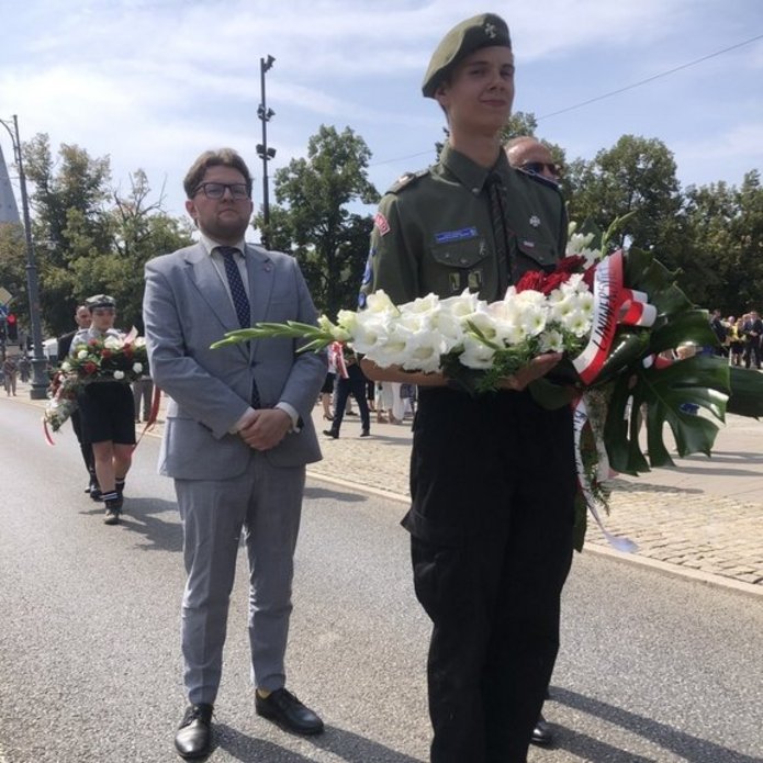 Prorektor UŁ podczas obchodów Święta Wojska Polskiego