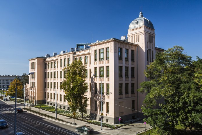 The UniLodz Rector's Office building