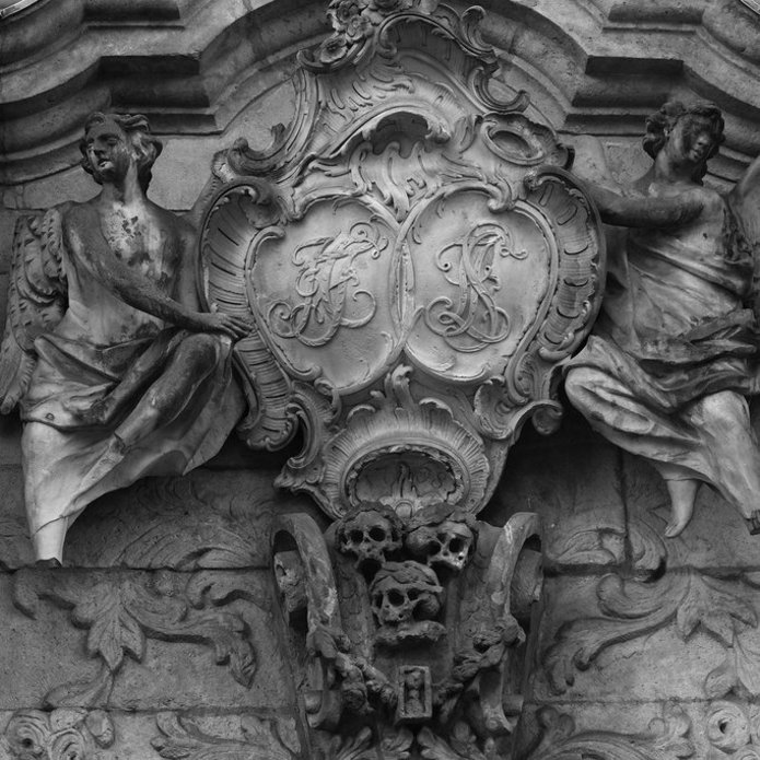 a decorative element