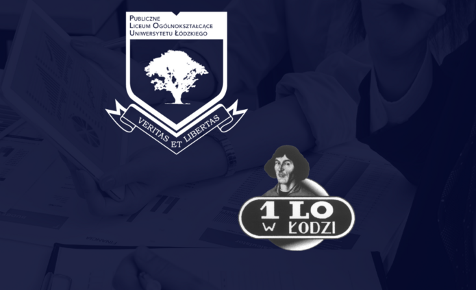 Na granatowym tle logotyp Publicznego Liceum Ogólnokształcącego Uniwersytetu Łódzkiego i 1 LO w Łodzi