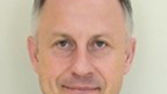 portret Paweł Mortas